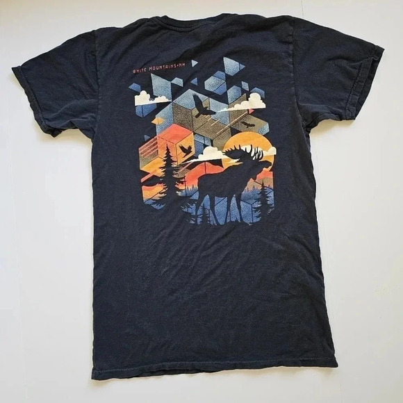 WHITE Mountain Graphic Tee Shirt - Picture 2 of 3